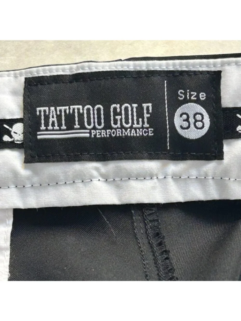 Tattoo Golf Pants Mens 38 Black Performance Khaki Skull Logo Polyester - Picture 4 of 12